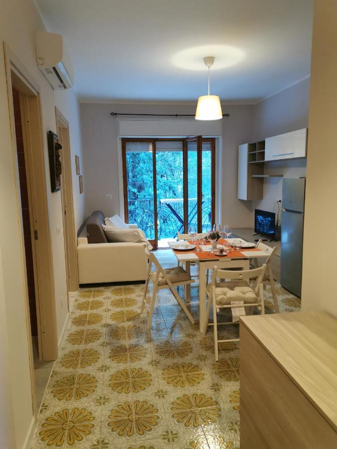 Sorrento'S Holidays Rooms Bagian luar foto
